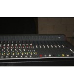 MESA DE Monitores HILL AUDIO. 