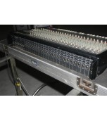 MESA DE SONIDO RAMSA WR-S4424. 